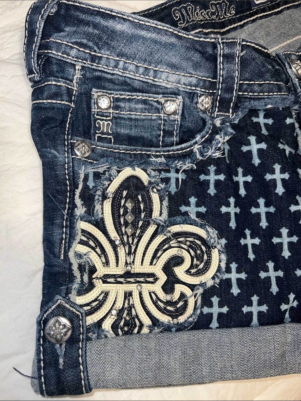 Miss Me Y2K Denim Shorts - Picture 5 of 5